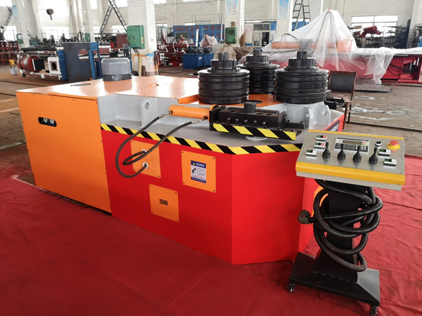 法蘭系列型材彎曲機(jī) 法蘭系列型材彎曲機(jī)